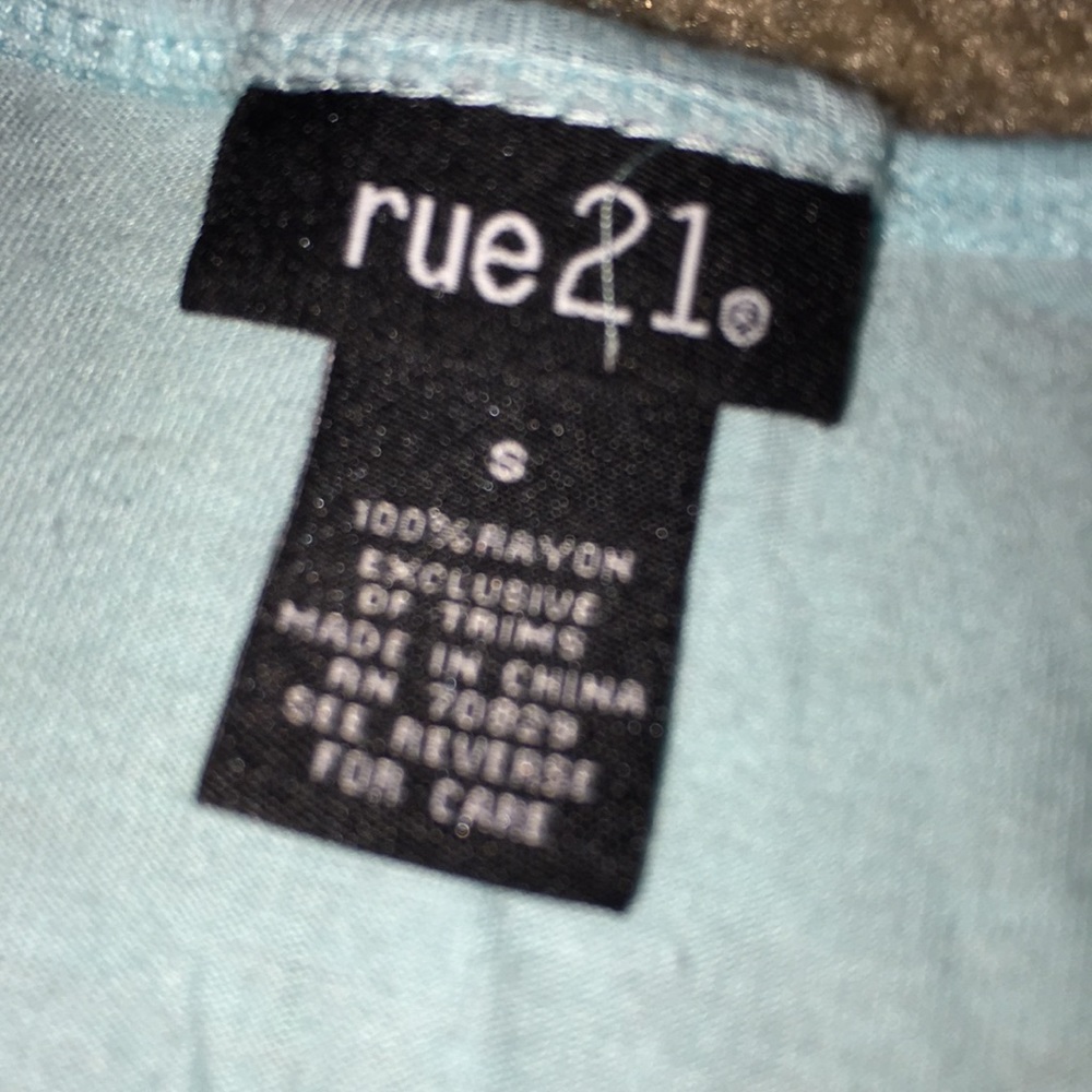 Tank top - Picture 3 of 3